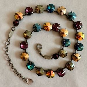 Sabika Manhattan choker